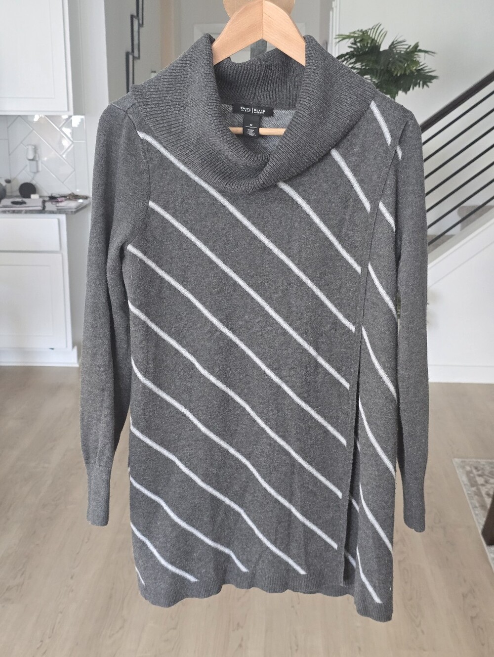 White House Black Market Gray Striped Cowl Neck Sweater Dress Tunic Medium Knit